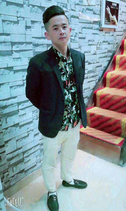 男人三十而立的第一张照片--临沂相亲服务中心