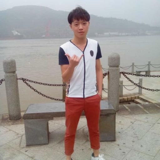 刘子颖的第一张照片--临沂相亲服务中心