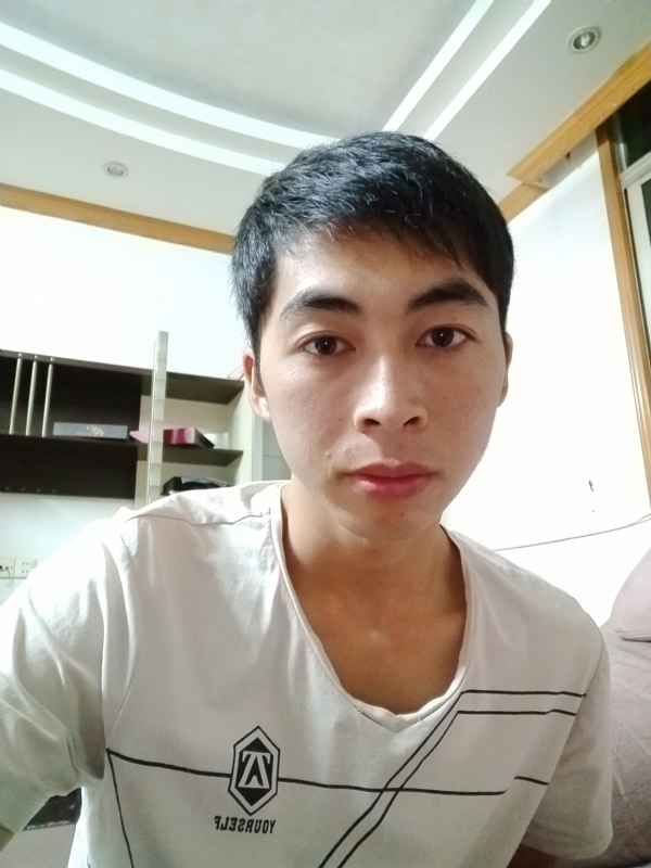 似微笑的第一张照片--临沂相亲服务中心
