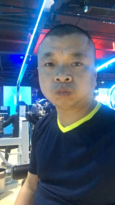 奋斗的第一张照片--临沂相亲服务中心