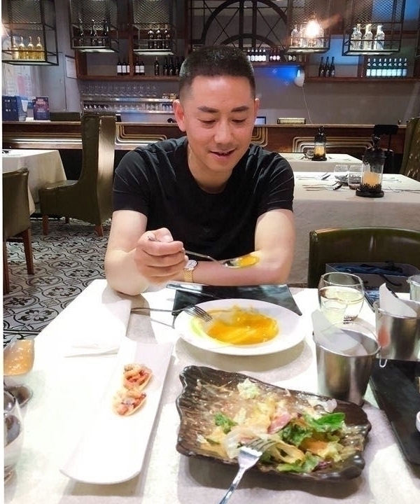 空空如也的第一张照片--临沂相亲服务中心