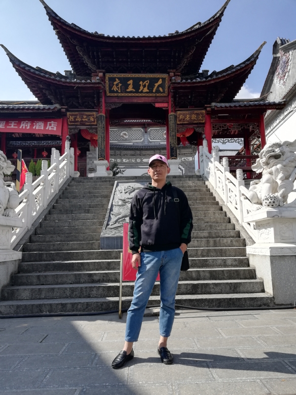旧事离人的第一张照片--临沂相亲服务中心