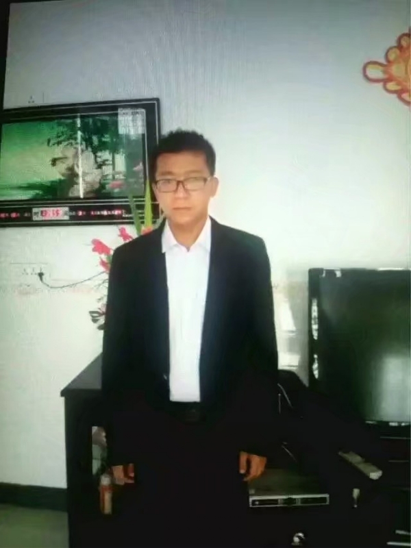 依然疼痛的第一张照片--临沂相亲服务中心