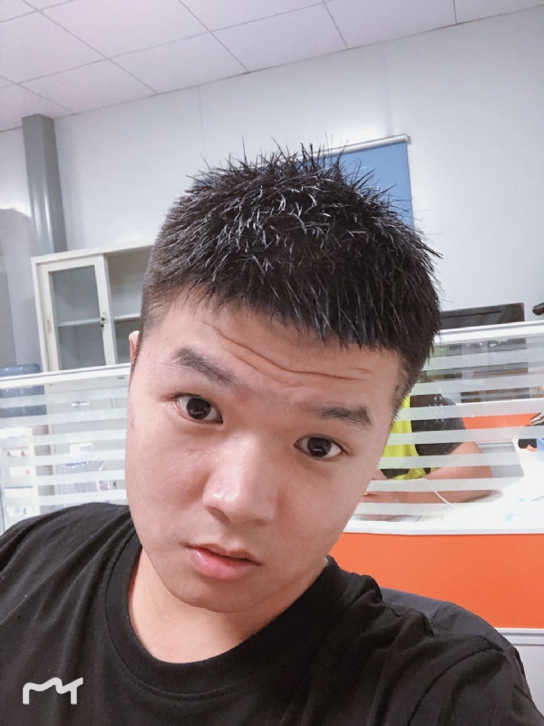 不忘初心的第一张照片--临沂相亲服务中心