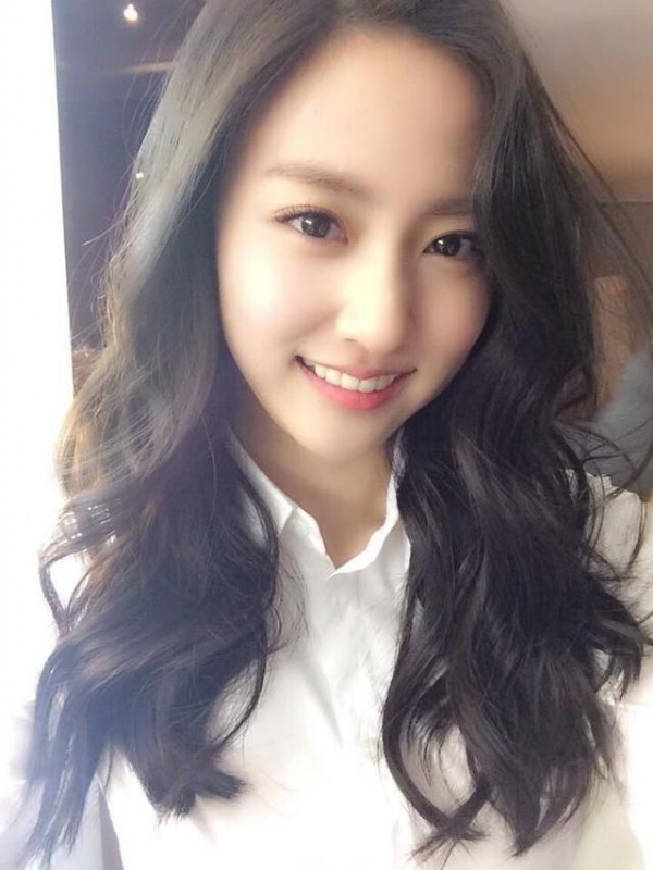 等爱的易微的第一张照片--临沂相亲服务中心