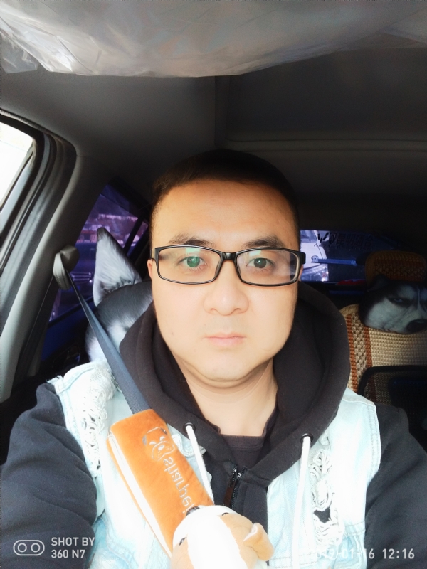 香烟最懂男人心的第一张照片--临沂相亲服务中心