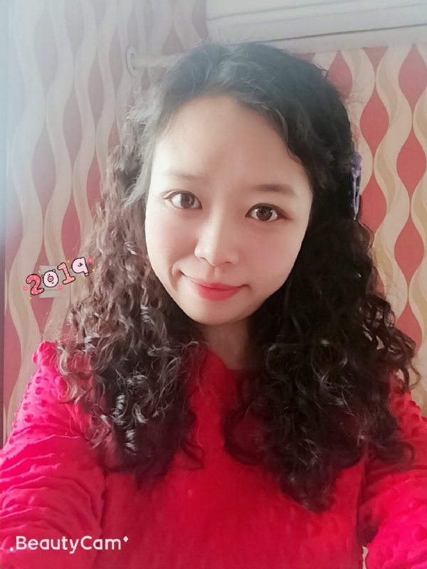 紫色风铃的第一张照片--临沂相亲服务中心