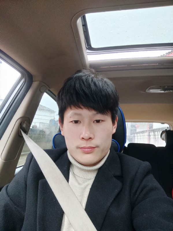 少年的第一张照片--临沂相亲服务中心
