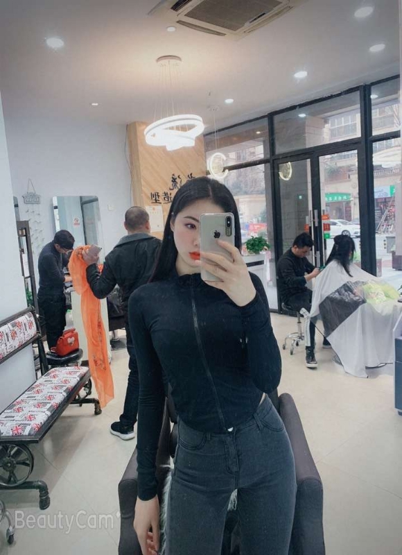 婷婷的第四张照片--临沂相亲服务中心