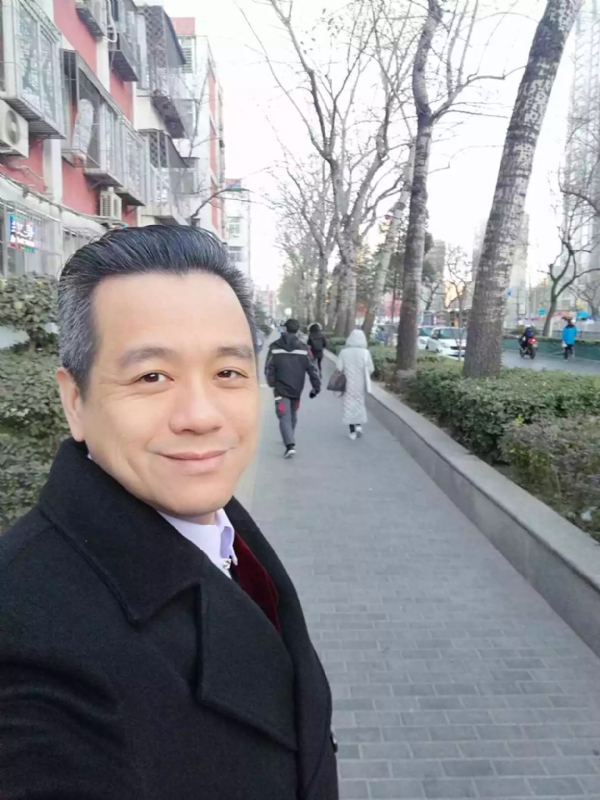 球控的第一张照片--临沂相亲服务中心