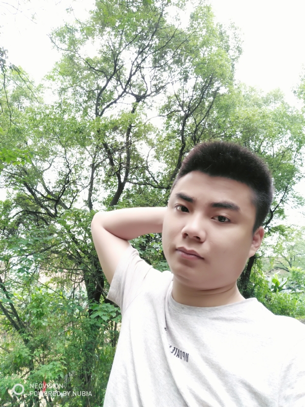 黄帅哥的第一张照片--临沂相亲服务中心
