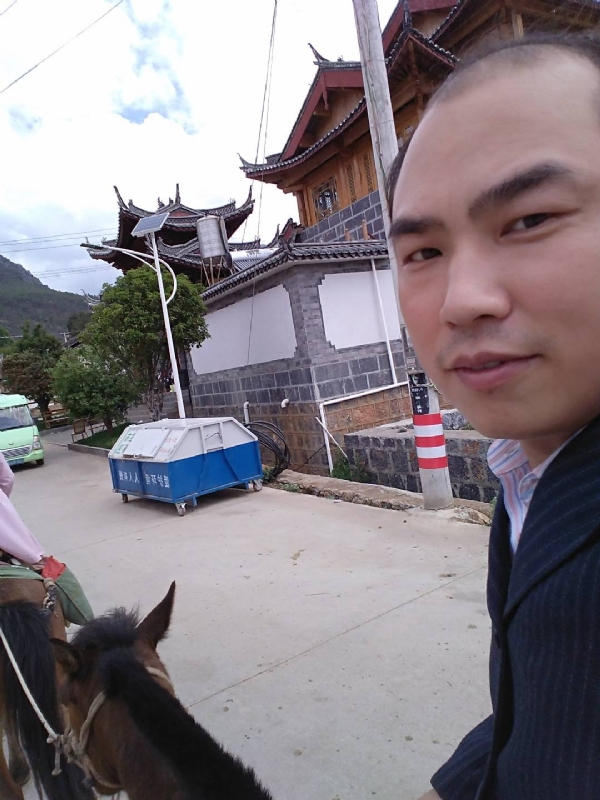 当代军人的第一张照片--临沂相亲服务中心