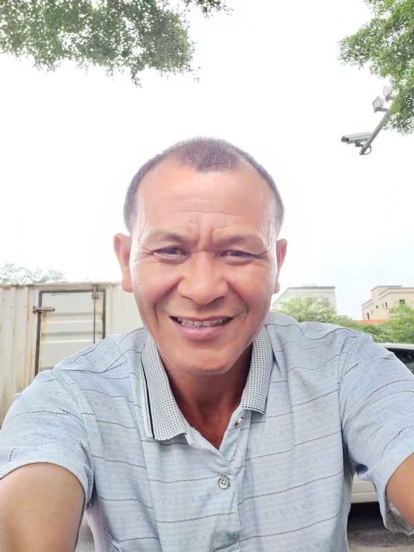 大老的第一张照片--临沂相亲服务中心