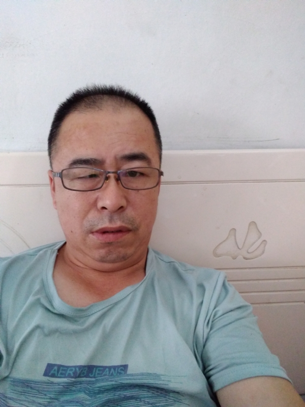 大叔的第一张照片--临沂相亲服务中心