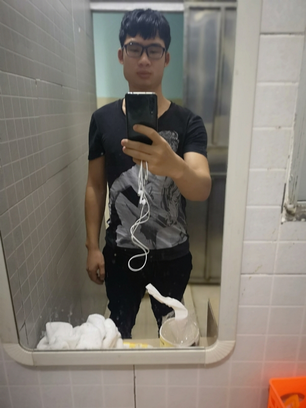 右手的执着的第一张照片--临沂相亲服务中心