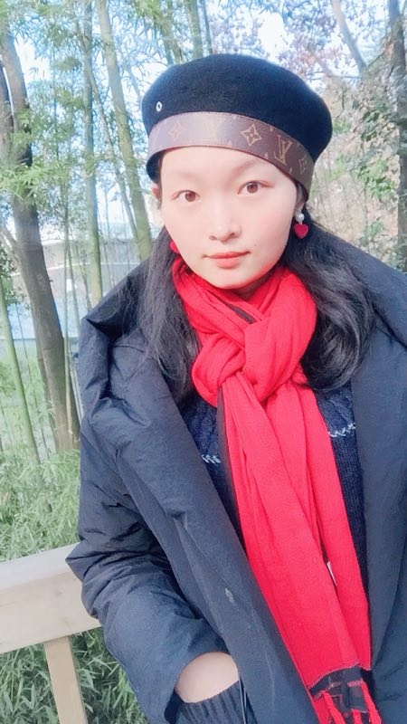 风中百合的第一张照片--临沂相亲服务中心