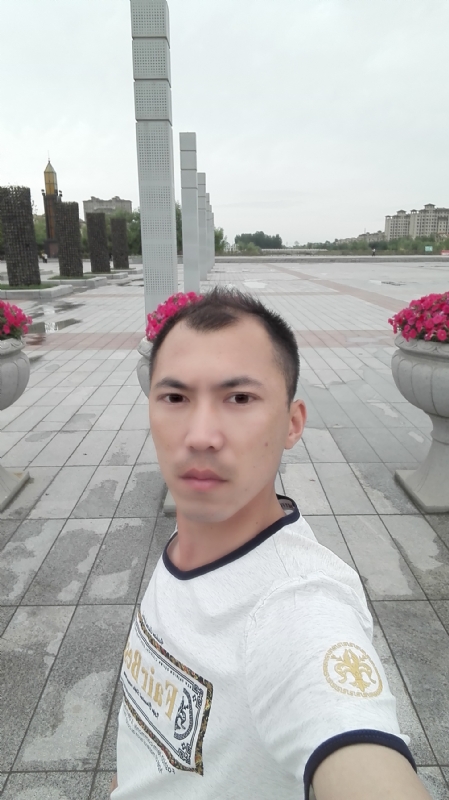 天平的第一张照片--临沂相亲服务中心