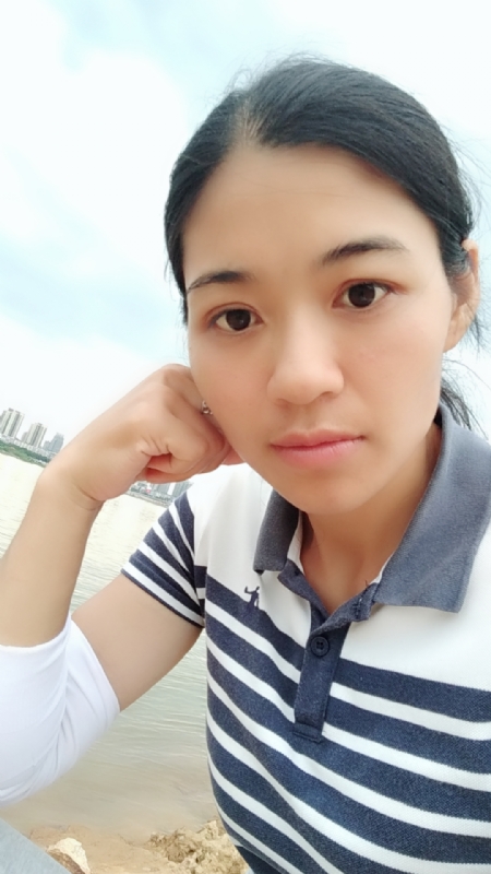 梅子的第一张照片--临沂相亲服务中心