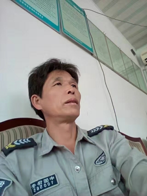 卧窗听雨的第一张照片--临沂相亲服务中心