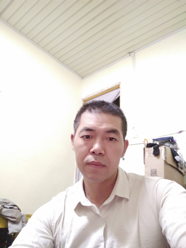 为伊消得人憔悴的第一张照片--临沂相亲服务中心