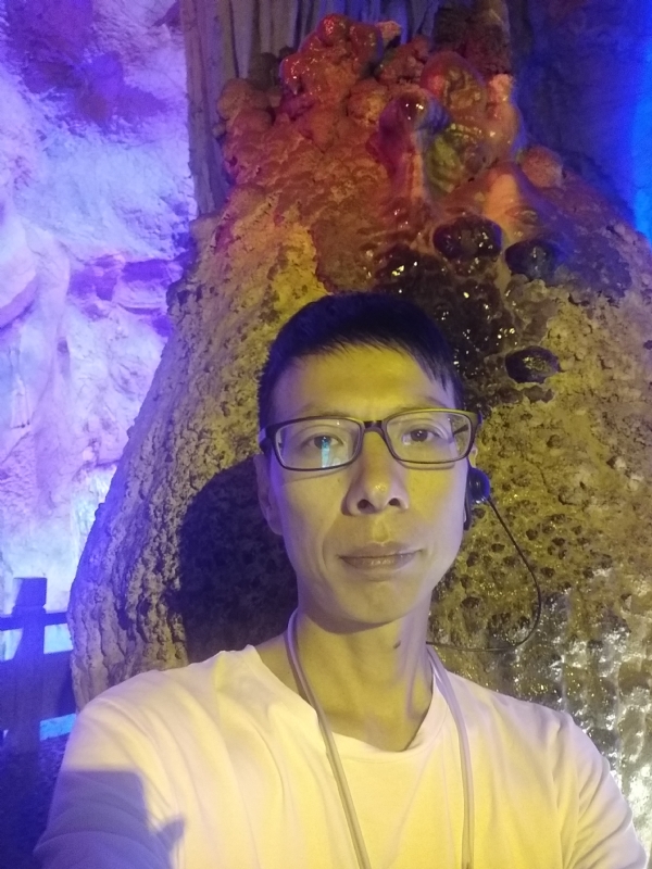 红叶的第一张照片--临沂相亲服务中心
