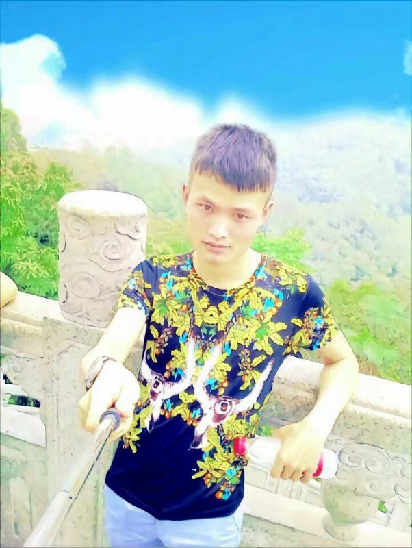 孤独王者元首的第一张照片--临沂相亲服务中心