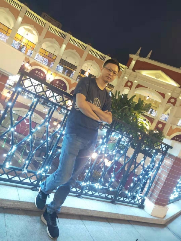 落单恋人的第一张照片--临沂相亲服务中心