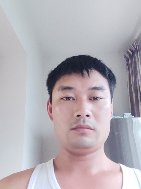 MM的第三张照片--临沂相亲服务中心