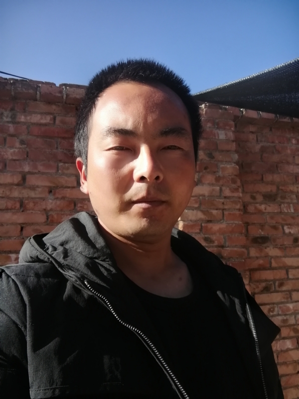 流年寂寞了谁的容颜的第一张照片--临沂相亲服务中心