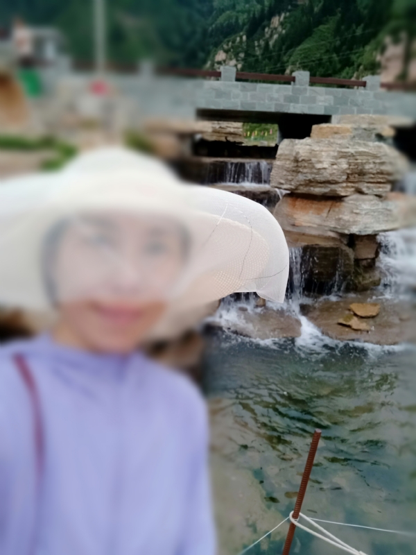 沥秋的第一张照片--临沂相亲服务中心