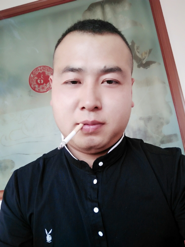 贰爺的第一张照片--临沂相亲服务中心