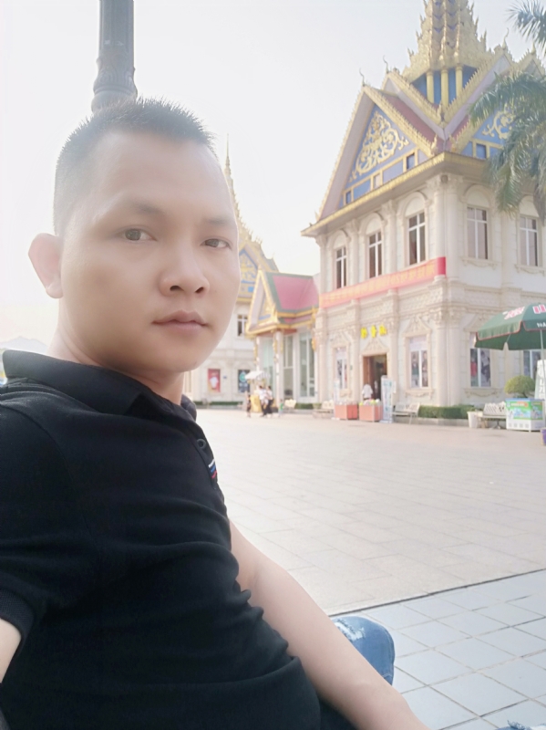 漂泊者的第一张照片--临沂相亲服务中心