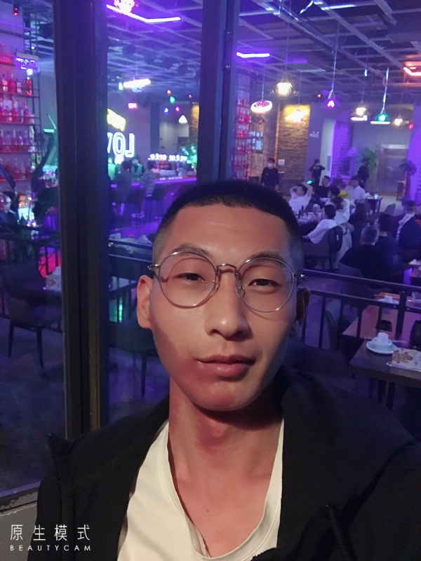 东北小伙的第一张照片--临沂相亲服务中心