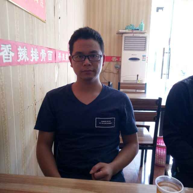 会哭的星星的第二张照片--临沂相亲服务中心