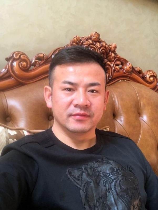 治国的第一张照片--临沂相亲服务中心