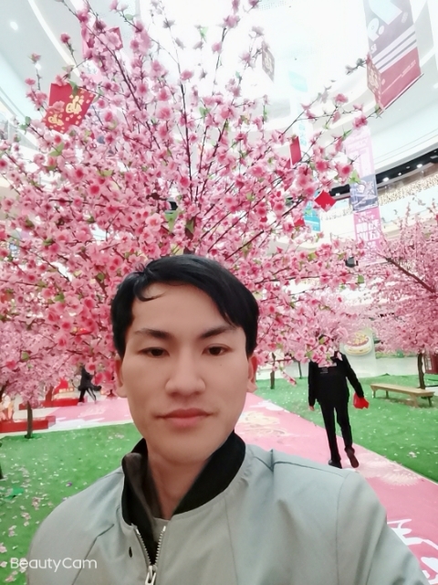 单身一人的第二张照片--临沂相亲服务中心