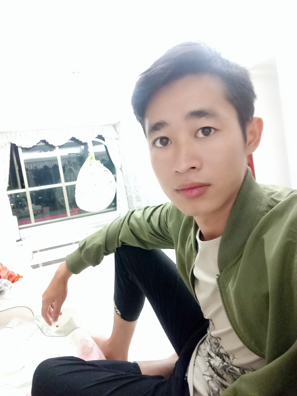 风中飞沙的第一张照片--临沂相亲服务中心