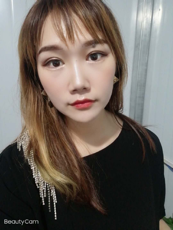 艾薇的第四张照片--临沂相亲服务中心