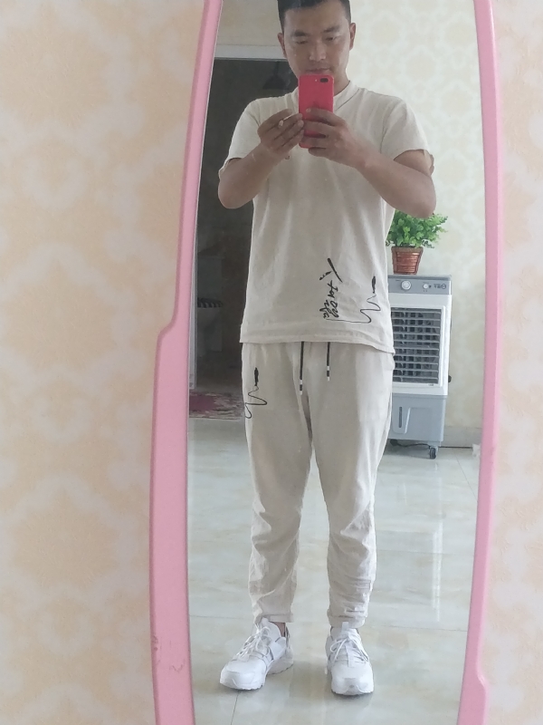 一天一根烟的第二张照片--临沂相亲服务中心