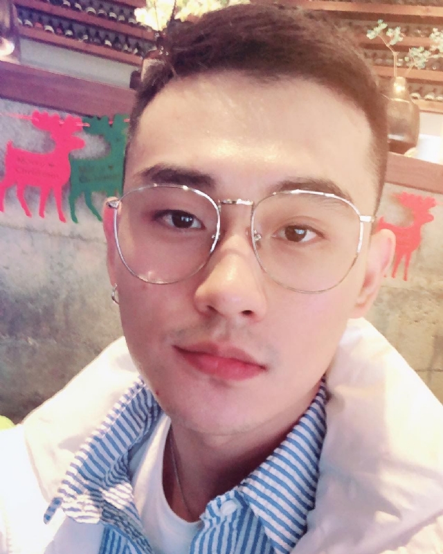 胡强很孤单的第一张照片--临沂相亲服务中心