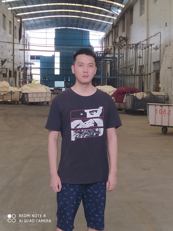 六月雨的第一张照片--临沂相亲服务中心