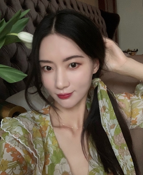 倾城的第一张照片--临沂相亲服务中心