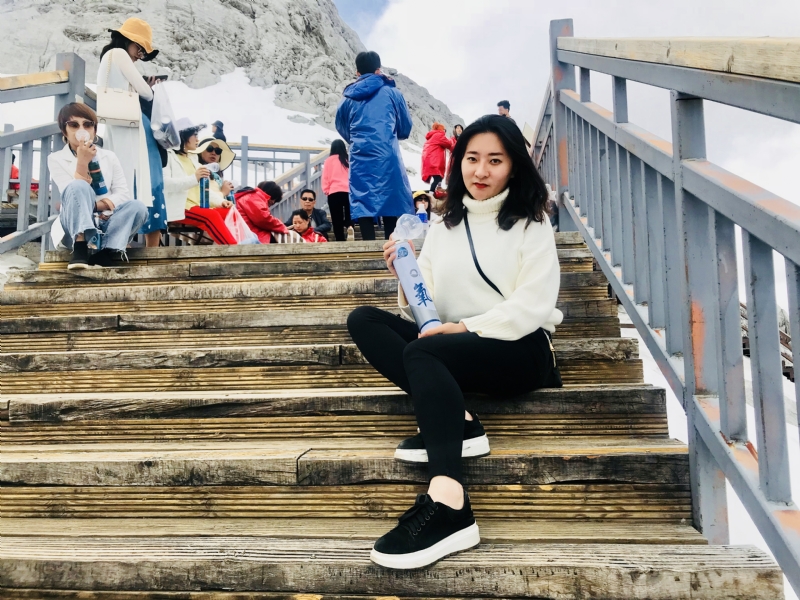 依雪的第四张照片--临沂相亲服务中心