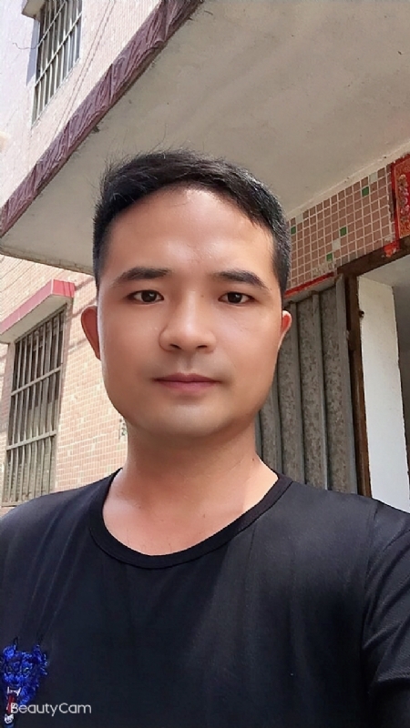 言飞的第二张照片--临沂相亲服务中心