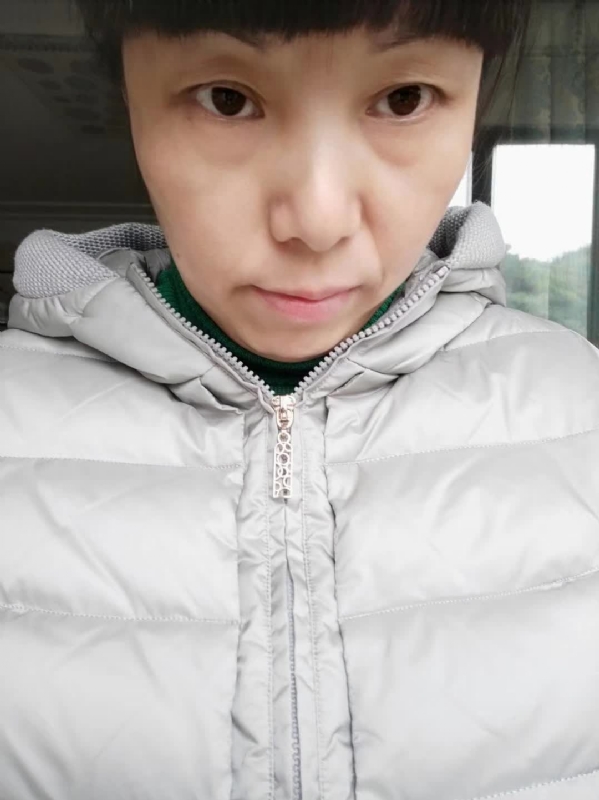 一抹幽蓝的第一张照片--临沂相亲服务中心