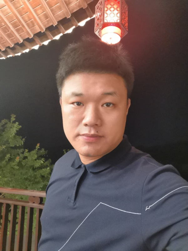 耿直boy的第一张照片--临沂相亲服务中心