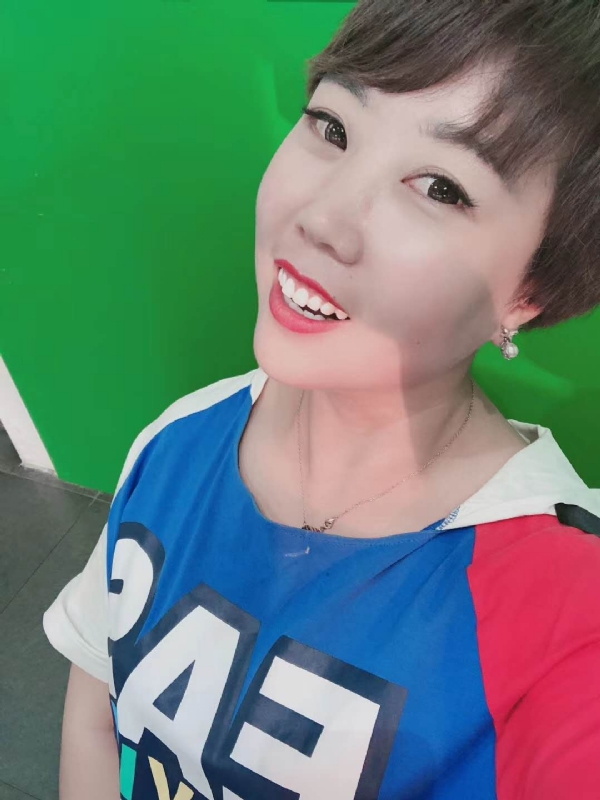 青青子衿的第一张照片--临沂相亲服务中心