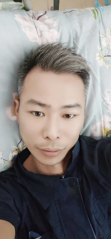 火山口的第一张照片--临沂相亲服务中心