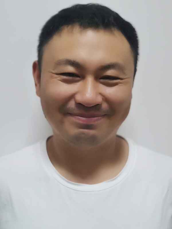 汪老师的第一张照片--临沂相亲服务中心