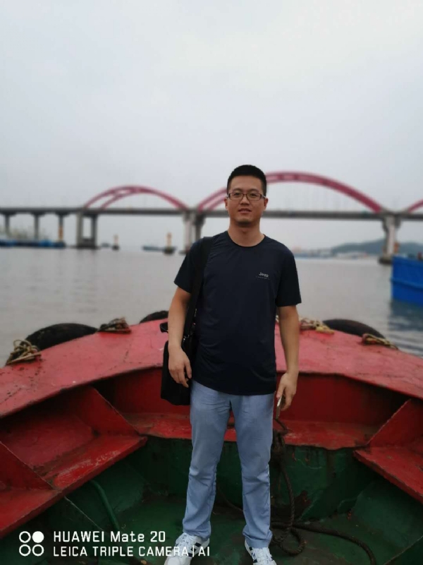 转角的第一张照片--临沂相亲服务中心